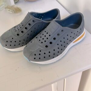 Native Sugarlite water shoes. Gray. Size C9